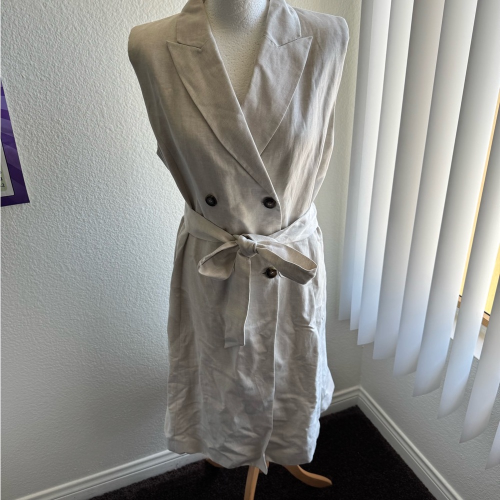 Pre loved, H&M Cream (linen ish material) Wrap Blouse with Notched Collar